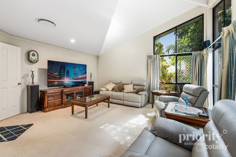 Property photo of 25 Lorenc Place Bridgeman Downs QLD 4035