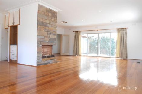 Property photo of 42 Avonhurst Drive Glen Waverley VIC 3150