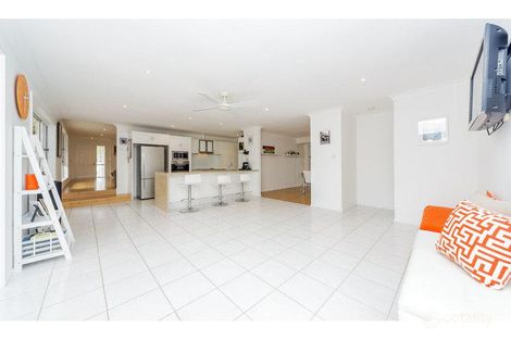 Property photo of 5 Baxter Court Arundel QLD 4214