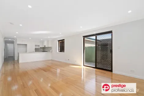 4 Chauvel Ave, Wattle Grove, NSW 2173