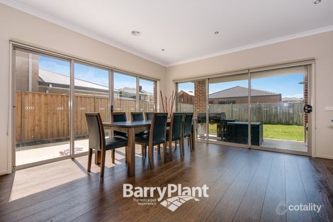 Property photo of 17 Waterbloom Avenue Clyde North VIC 3978