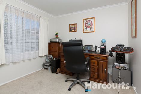 Property photo of 24 Pendle Close Narre Warren South VIC 3805