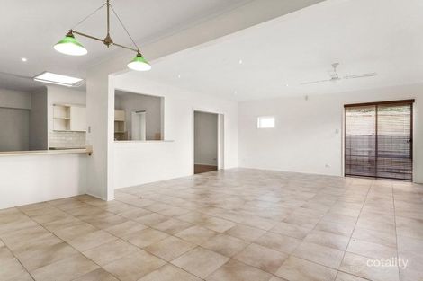 Property photo of 2 Maralee Place Doncaster VIC 3108