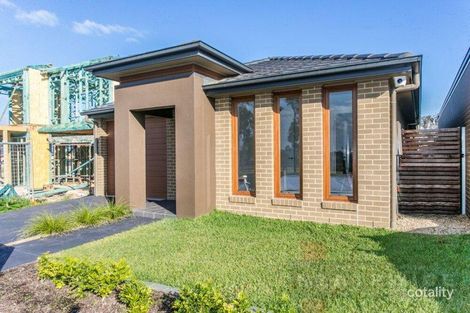 Property photo of 39 Illoura Way Jordan Springs NSW 2747