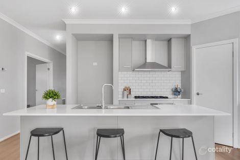 Property photo of 11 Indwe Street Clyde VIC 3978