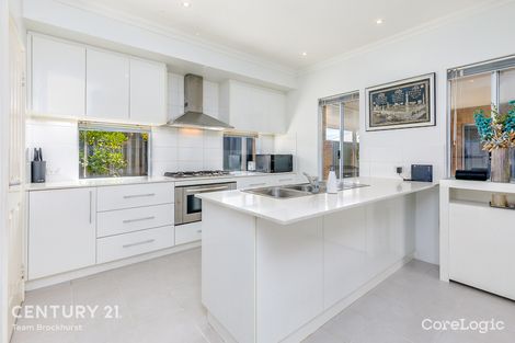 Property photo of 8 Hazewinkel Gardens Champion Lakes WA 6111