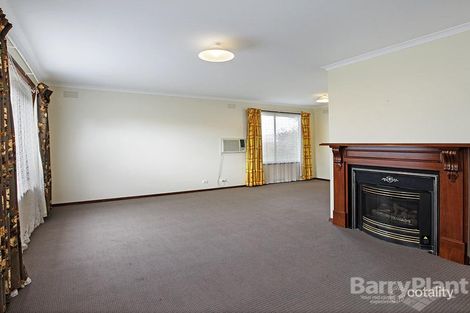 Property photo of 9 Melva Crescent Whittington VIC 3219