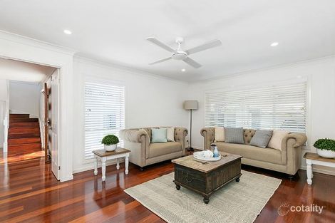 Property photo of 16 Alvarado Court Broadbeach Waters QLD 4218