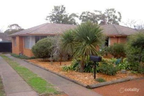 16 Mathieson Cres, Weetangera, ACT 2614