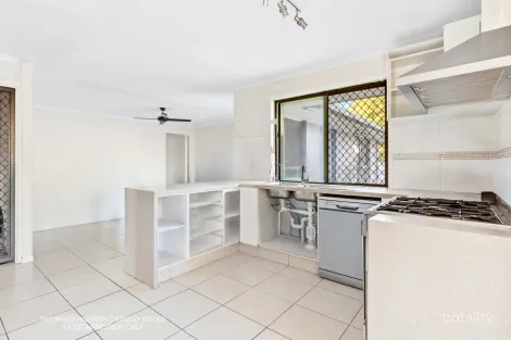 Property photo of 22 Ashburton Close Arundel QLD 4214