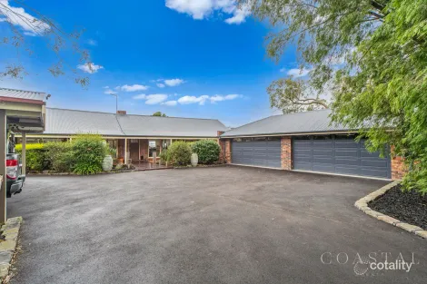 Property photo of 76 Allison Road Mount Eliza VIC 3930
