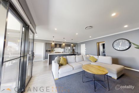 Property photo of 51 Glasson Drive Orange NSW 2800