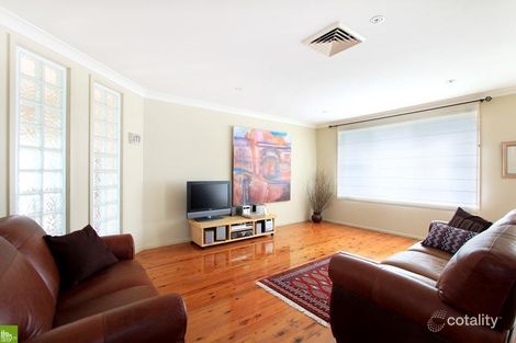 Property photo of 23 Staff Road Unanderra NSW 2526