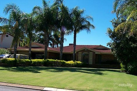 11 Parkway Rd, Thornlie, WA 6108