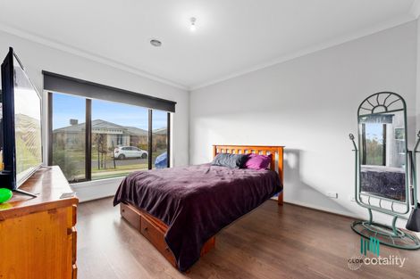 Property photo of 31 Jindalee Way Werribee VIC 3030
