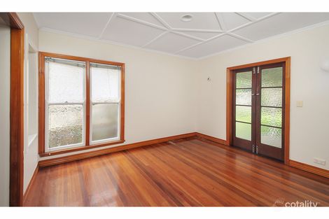 Property photo of 23 Iris Street Holland Park West QLD 4121