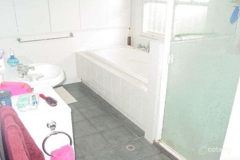Property photo of 2 Scott Street Red Hill QLD 4059