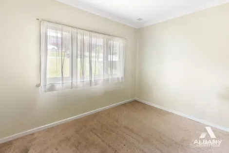 Property photo of 154 Hare Street Mount Clarence WA 6330