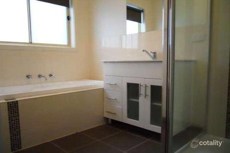 Property photo of 7 Gunyong Crescent Manor Lakes VIC 3024