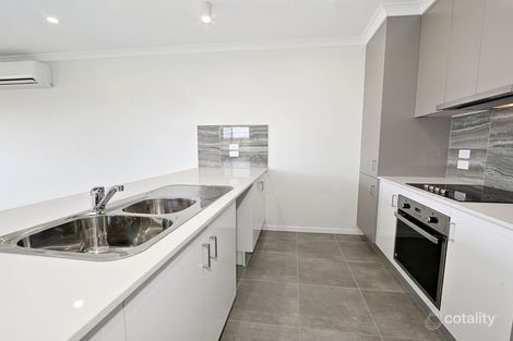 Property photo of 2/8 Lamond Place Bargara QLD 4670