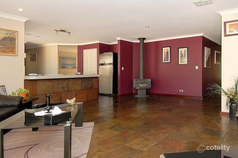 Property photo of 11 Wattle Mews Hocking WA 6065