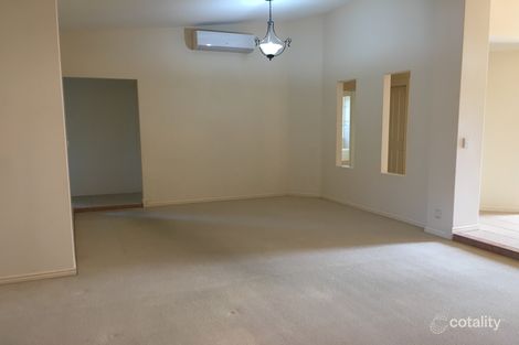 Property photo of 54 Sir Bruce Small Boulevard Benowa QLD 4217