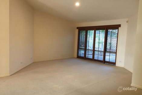 Property photo of 54 Sir Bruce Small Boulevard Benowa QLD 4217