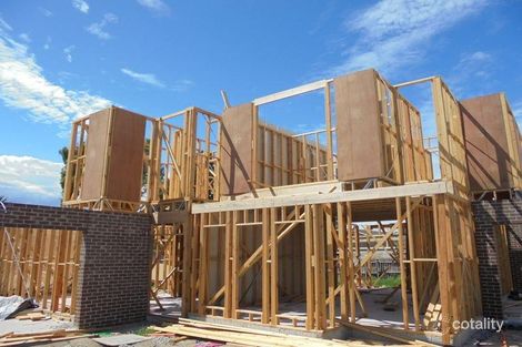 Property photo of 1/33 Amalfi Drive Endeavour Hills VIC 3802