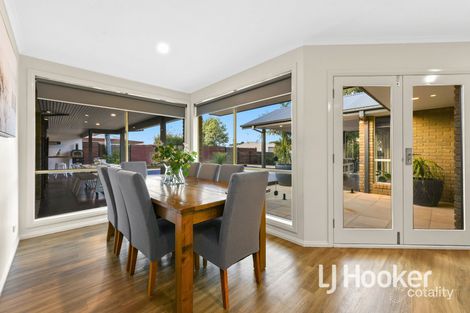 Property photo of 38 Cherryhills Drive Cranbourne VIC 3977