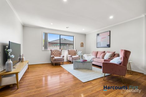 Property photo of 2 Riviera Drive Berwick VIC 3806
