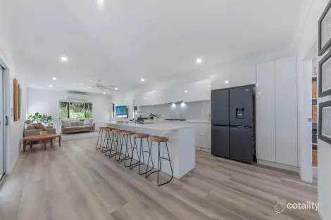 Property photo of 92 Trader Crescent Cannonvale QLD 4802