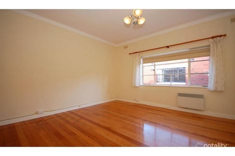 Property photo of 4/66 Riddell Parade Elsternwick VIC 3185