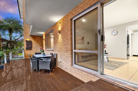 Property photo of 2/27 Westminster Avenue Dee Why NSW 2099