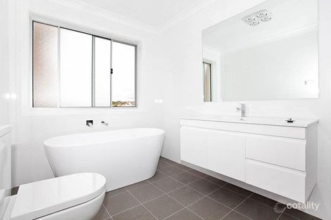 Property photo of 20 Brigantine Drive Shell Cove NSW 2529