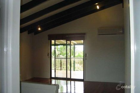 Property photo of 7 Tombondan Crescent Ferny Hills QLD 4055