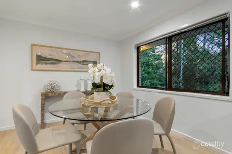 Property photo of 8 Sheraton Street Macgregor QLD 4109