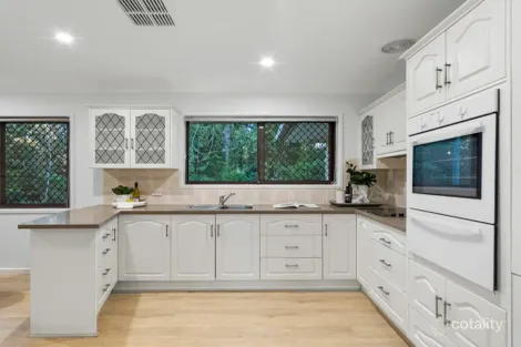Property photo of 8 Sheraton Street Macgregor QLD 4109