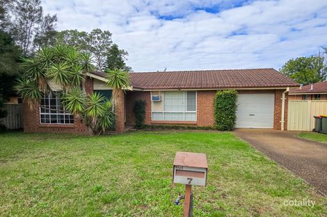 7 Karrabul Rd, St Helens Park, NSW 2560