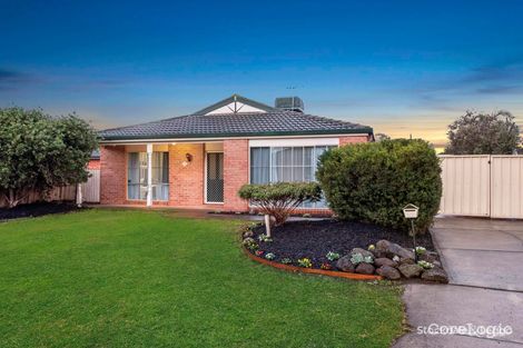 Property photo of 7 Howqua Place Cranbourne VIC 3977