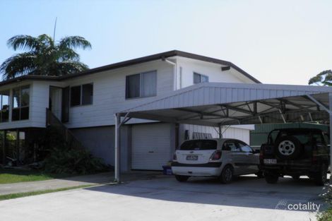 Property photo of 36 Tyson Crescent Tannum Sands QLD 4680
