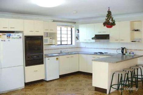 Property photo of 55 Oakleaf Street Eight Mile Plains QLD 4113