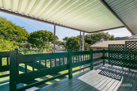 Property photo of 334 Tingal Road Wynnum QLD 4178
