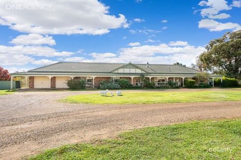 256 Inglewood Rd, Lake Albert, NSW 2650