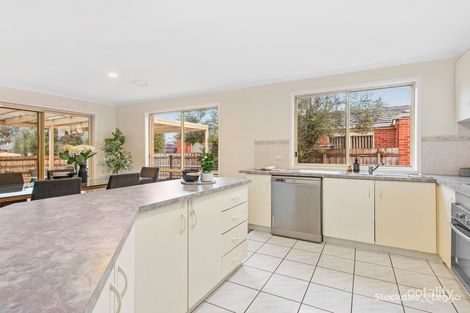 Property photo of 7 Howqua Place Cranbourne VIC 3977