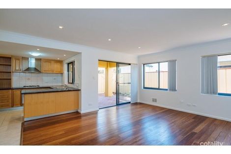 Property photo of 2/272 Guildford Road Maylands WA 6051