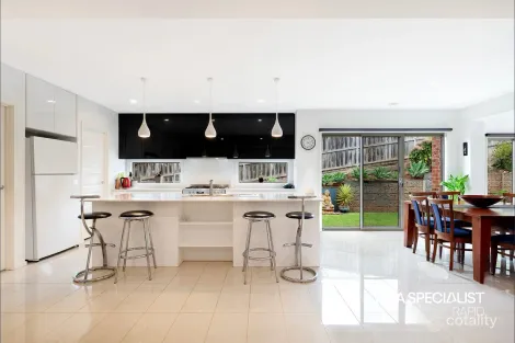 Property photo of 4 Samuel Drive Drouin VIC 3818
