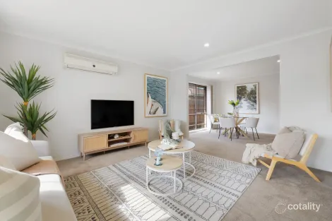 Property photo of 22 Holroyd Street Seaford VIC 3198