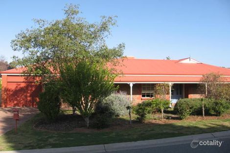 2 Fantail Ct, Wynn Vale, SA 5127