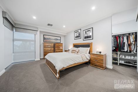 Property photo of 18 Carothers Meander Tapping WA 6065