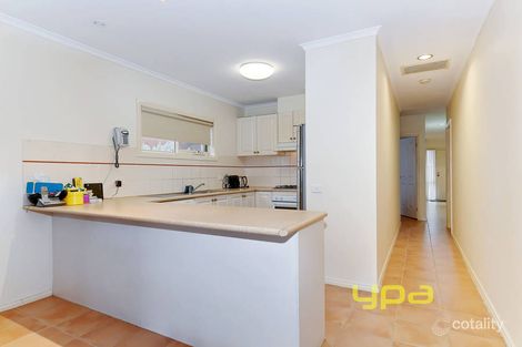 Property photo of 10 Chesterfield Drive Wyndham Vale VIC 3024